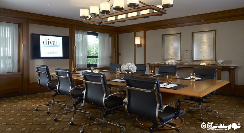 اتاق برگزاری همایش و جلسات هتل